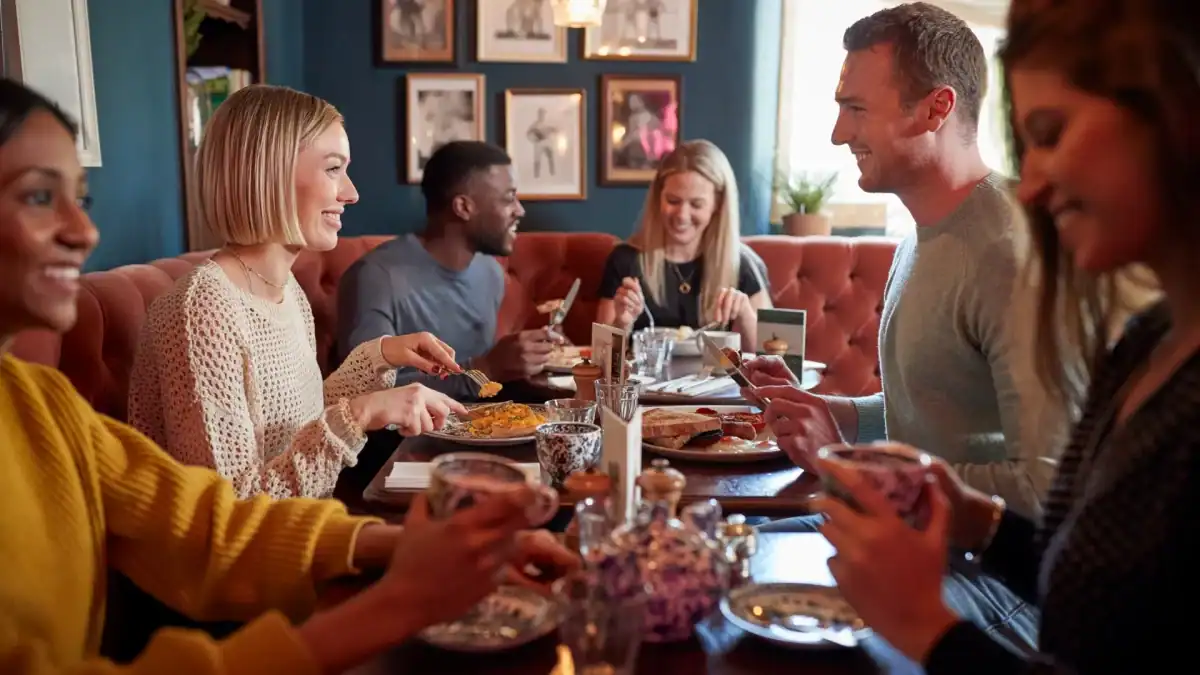 Learn how ALDs improve restaurant dining by clarifying speech and reducing background noise for better social connections.